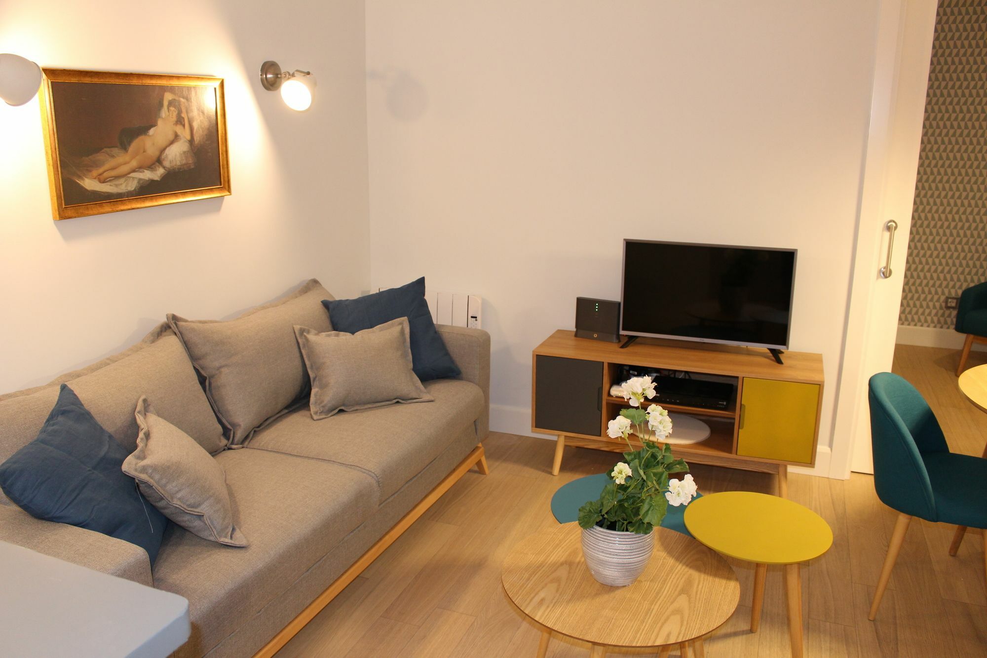 Stylish In Heart Of Malasana Madrid